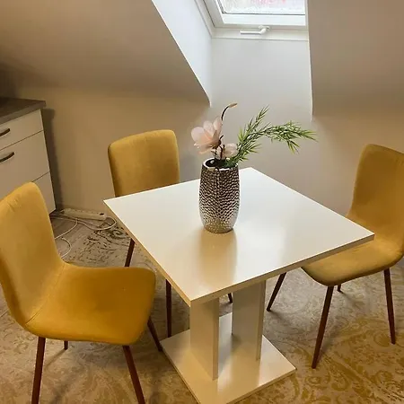 Single Moebliertes Wohnen Auf Zeit Apartment